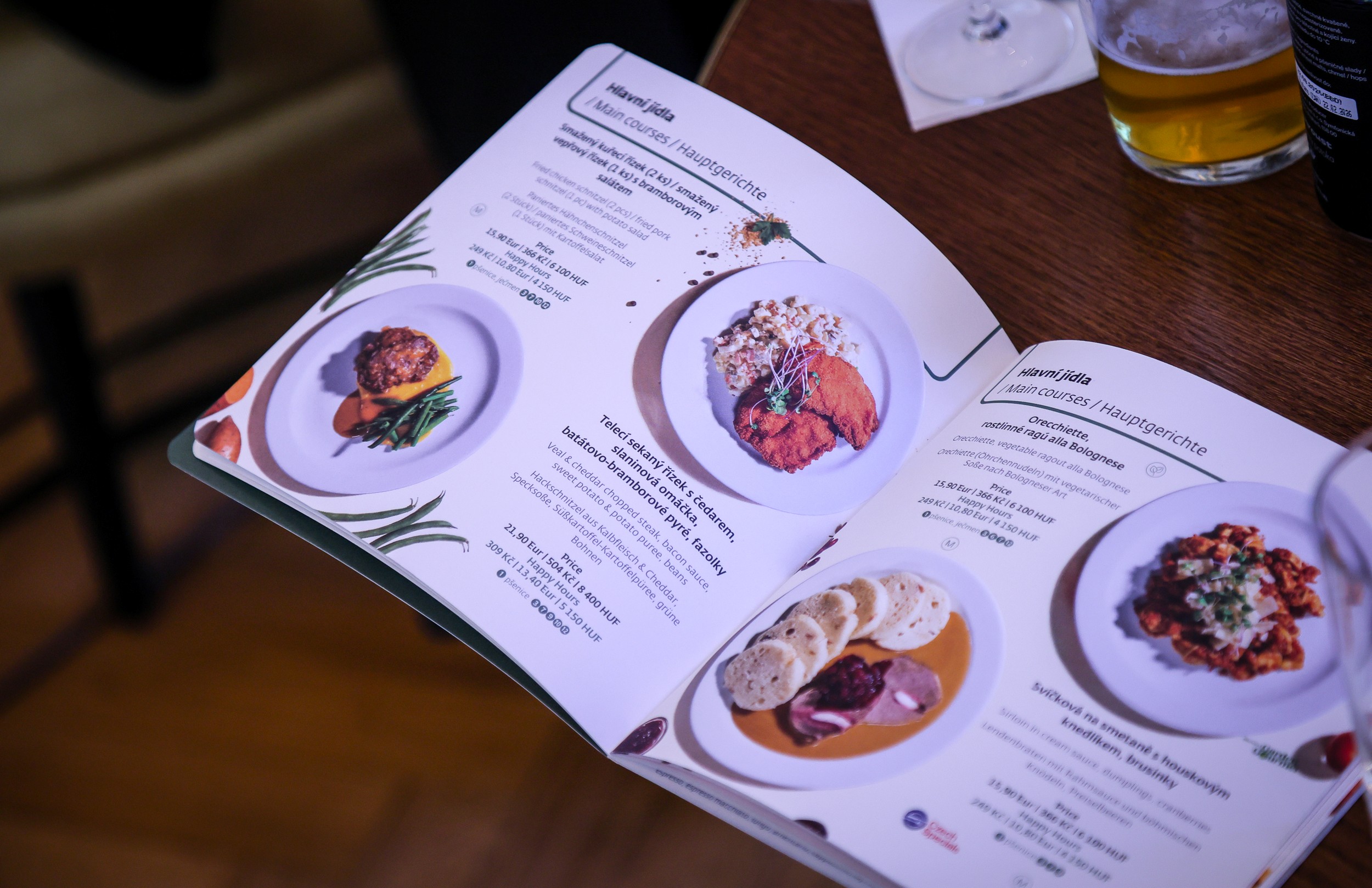 Autentický jídelní lístek ČD Restaurant pro sezonu 2026